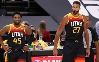 飞儿nba，飞儿乐队女主唱叫什么名字