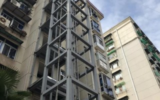 电梯安全恶搞视频，电梯安全恶搞视频大全