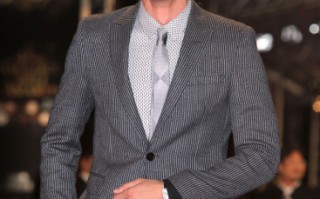 杨一展，杨一展江祖平