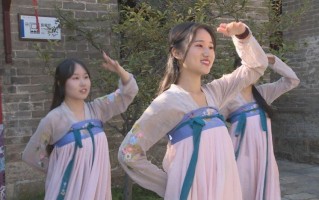 芳华汉服穿搭图片，芳华汉服穿搭图片女